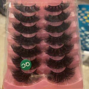 5 packs of Dramatic Black False Eyelashes